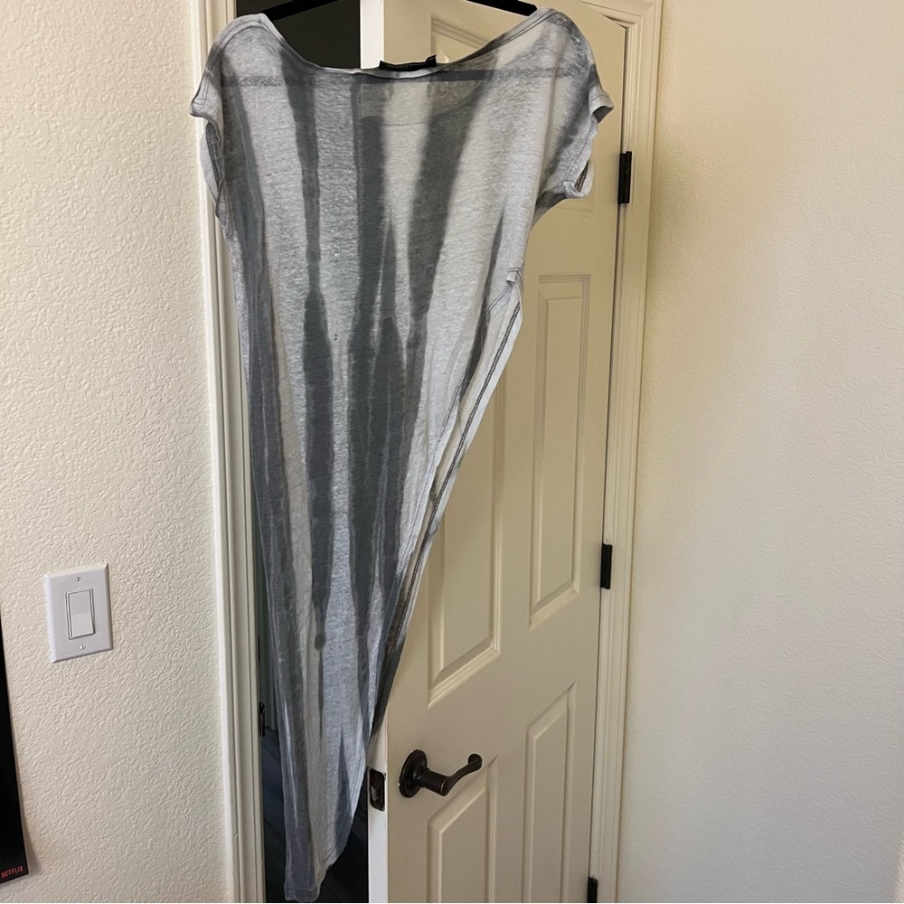 Elsewhere Asymmetrical Top - Picture 5 of 5